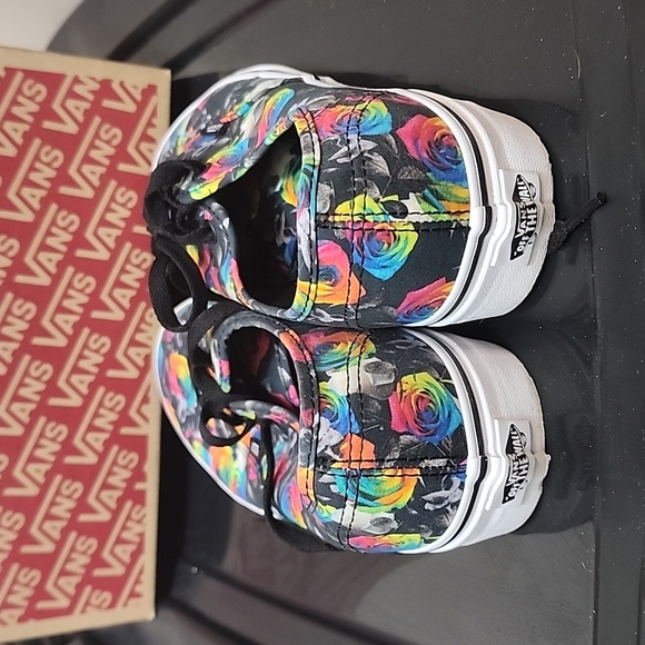 Rainbow rose vans - Picture 2 of 4